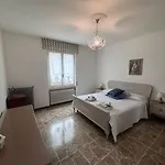 Casa Claudia 아파트 리바디솔토